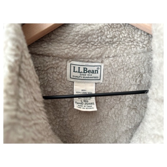 LL Bean Vest - Picture 2 of 6